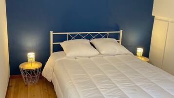 4 bedrooms, in-room safe, iron/ironing board, travel crib