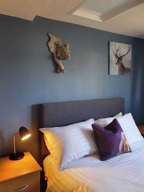 2bed Chalet Sleeps 5 - Dogs Free, Parking, Seaview - Yorkshire