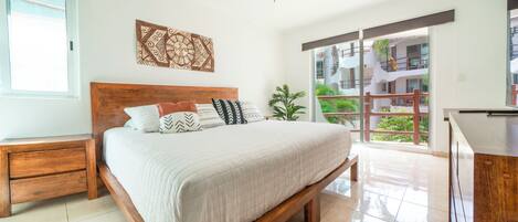 Standard Apartment, Balcony, Garden View | 3 bedrooms, in-room safe, free WiFi