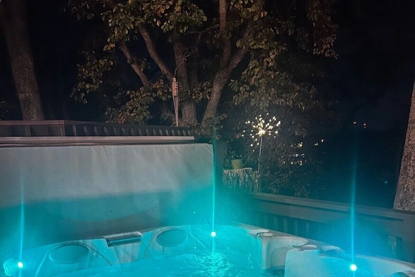 Bañera de hidromasaje exterior