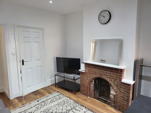 Interior - Inviting Entire 1-bed Apartment in Reading (Reading)