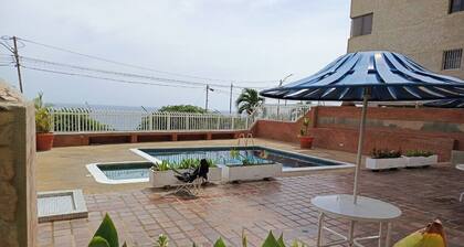 Beautiful apartment with swimming pool and ocean view. from Maiquetia airport