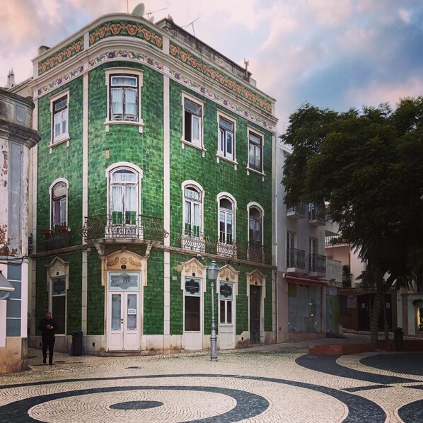 Exterior - Beautiful 2-bed Apartment in Lagos (Lagos)