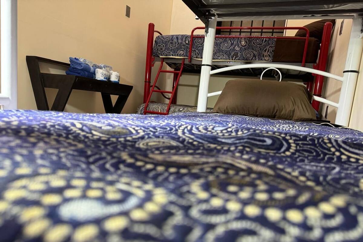 Standard Quadruple Room | Desk, WiFi (free), bed sheets