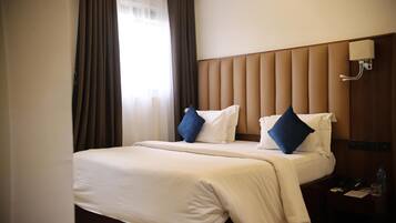 Apartment | 3 bedrooms, iron/ironing board, free WiFi, bed sheets