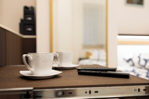 Miscellaneous - Serenity Room (Napoli)