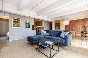 Smart TV, offices