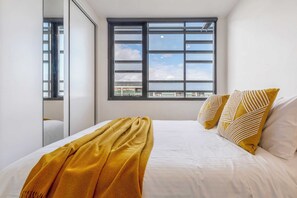 3 chambres, fer et planche Ă repasser, Wi-Fi, draps fournis