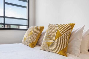 3 habitaciones, tabla de planchar con plancha y wifi gratis 