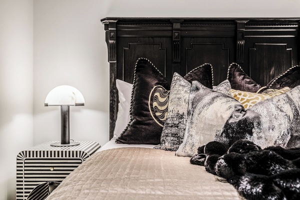 FIFTH AVENUE: Master Bedroom