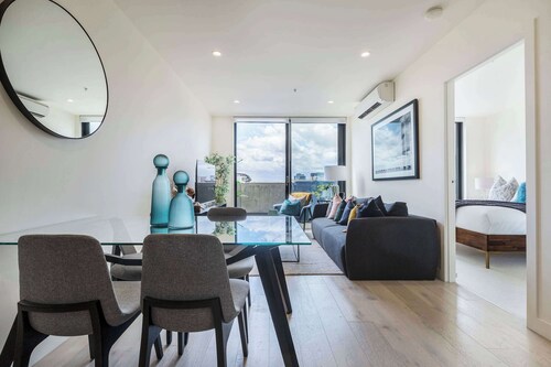 Sunrise rooftop views above eclectic Fitzroy