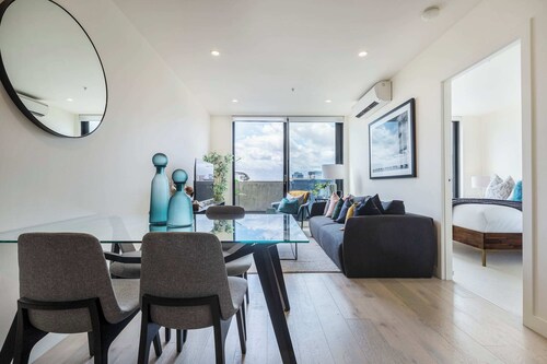 VAQUAY Rooftops in Fitzroy | Urban Fitzroy Escape With Cafes & Art at Doorstep