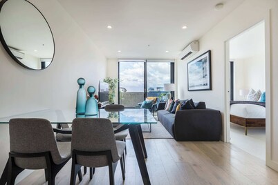 VAQUAY Rooftops in Fitzroy | Urban Fitzroy Escape With Cafes & Art at Doorstep