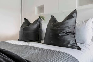 1 Schlafzimmer, Schreibtisch, Bügeleisen/Bügelbrett, kostenloses WLAN