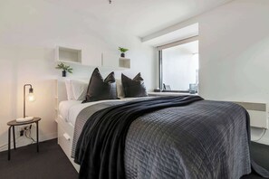 1 bedroom, desk, iron/ironing board, free WiFi