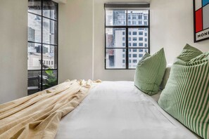2 habitaciones, tabla de planchar con plancha y wifi gratis 