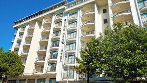 施設の正面