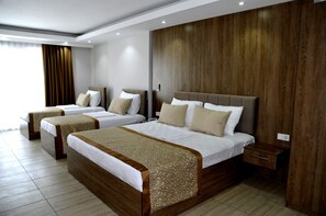 Chambre Quadruple Deluxe