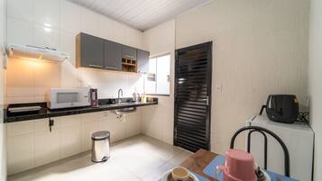 Microwave, oven, cookware/dishes/utensils