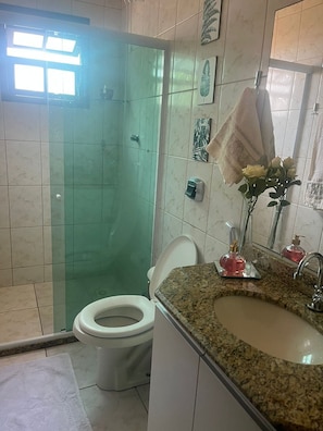 Towels - Casa, Até 7hóspedes, 5minutos da Praia, Garagem, Wi-fi 300mbps, Jr Catito (Cabo Frio)