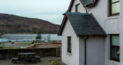 Rockvale Cottage in Fort William Town Centre