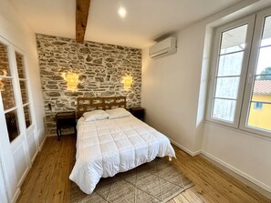 2 bedrooms, free WiFi, bed sheets