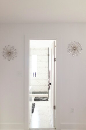 Interior - 1B/1BR PLUSH PEACEFUL ESCAPE (Dallas)