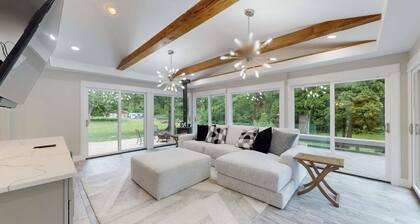 Wayne Woods Estate A Luxury 6 acre Villa