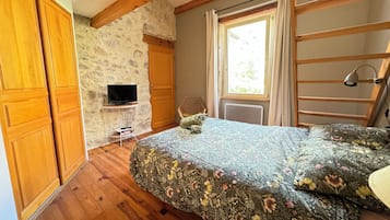 2 Schlafzimmer, BĂŒgeleisen/BĂŒgelbrett, Reisekinderbett, WLAN