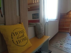 Interior - Pavlach apartman  (Novi Sad)