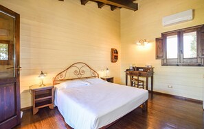 7 soverom, wi-fi (inkludert) og sengetøy