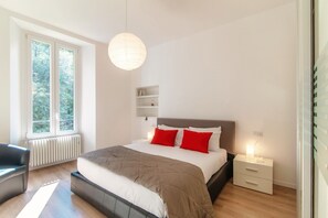 1 bedroom, WiFi, bed sheets - Dolce - MyHomeinComo (Como)