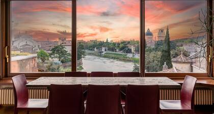 Ponte Pietra Residence