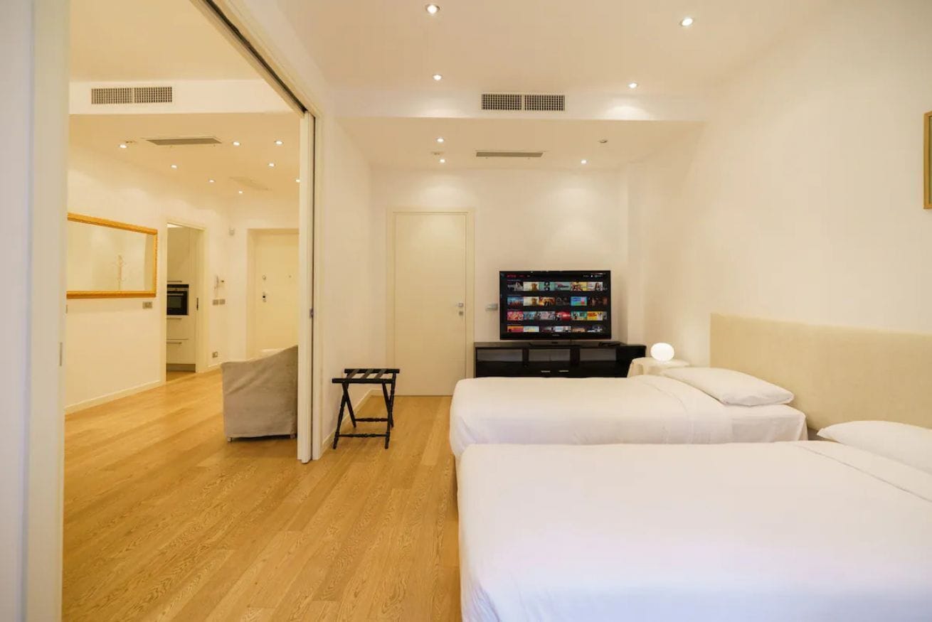 2 bedrooms, in-room safe, iron/ironing board, WiFi