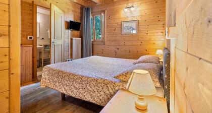 Ferienwohnung 'Monte Stivo' mit Bergblick, Gemeinschaftsterrasse und WLAN