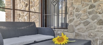 Holiday Home 'Casas Al Alba' with Private Pool, Wi-Fi and Air Conditioning