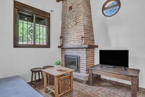 Interior - Holiday Home 'Casas Al Alba 2' with Private Terrace, Wi-Fi and Air Conditioning (Zahora)
