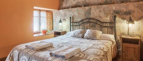 2 chambres, fer et planche Ă repasser, accĂšs au Wi-Fi (inclus)