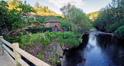 Country Home 'Aguas Frías I' with Mountain View, Private Terrace and Wi-Fi