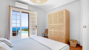 4 dormitorios, tabla de planchar con plancha, wifi gratis y ropa de cama