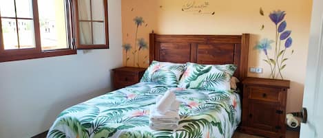 2 chambres, Wi-Fi gratuit, draps fournis