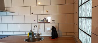Apartment 'El Guardaviñas El Prado' with Mountain View, Shared Terrace and Wi-Fi
