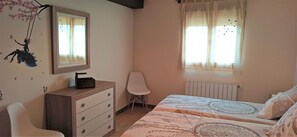 2 chambres, Wi-Fi gratuit, draps fournis