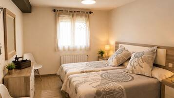 2 quartos, Wi-Fi de cortesia, roupa de cama