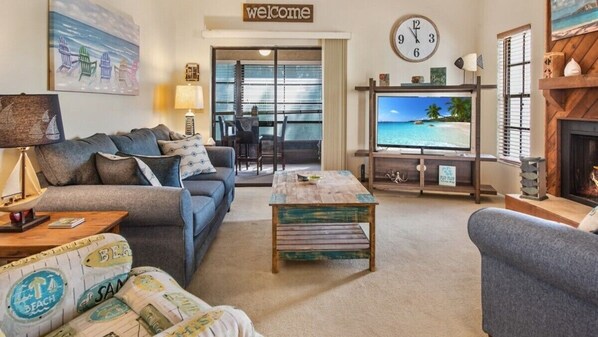 Smart TV - NEW ON THE MARKET!!! CLOSE TO BEACH!! 2 Bed, 2 Bath Townhome in Palma Sola!! (Bradenton)