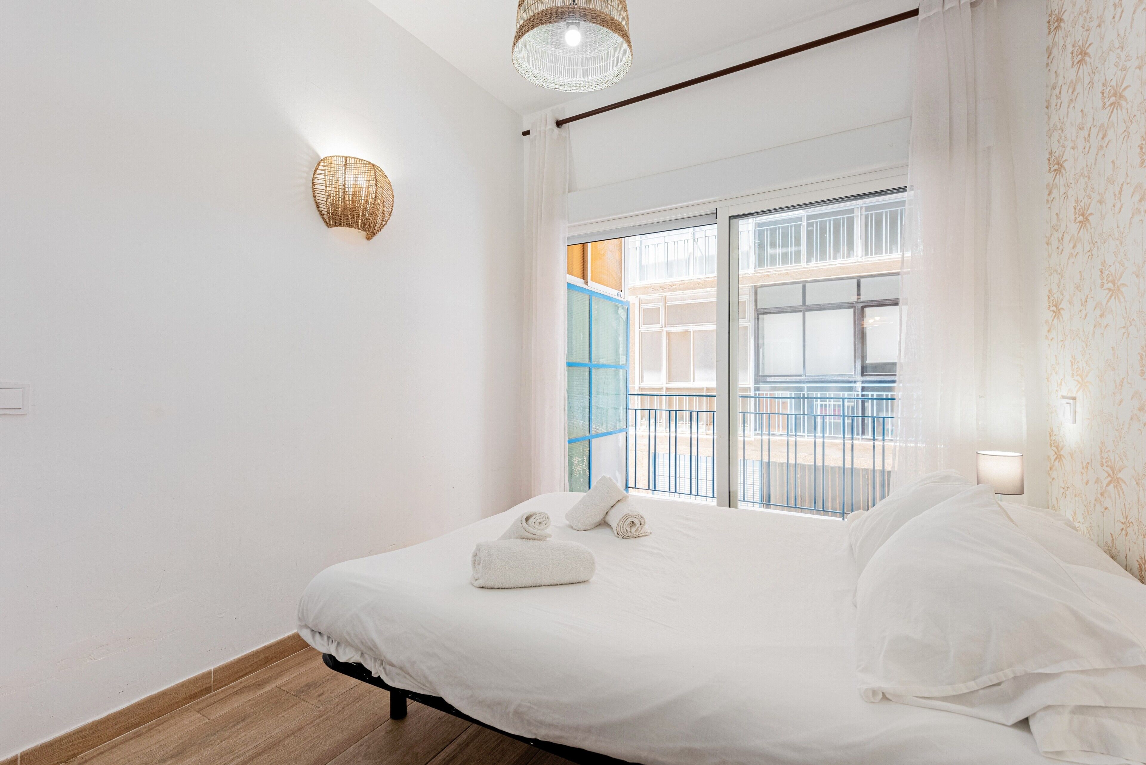 4 bedrooms, free WiFi, bed sheets