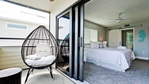 Unclassified image, 5 of 50, button - Bayview Condo, Unit E - Anna Maria Island - 2 Bedroom/ 2 Bath bay view, maximum occupancy of 4 people. (Bradenton Beach)