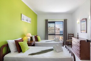 1 soverom, strykejern/-brett, wi-fi (inkludert) og sengetøy