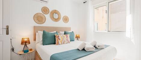 1 bedroom, iron/ironing board, free WiFi, bed sheets