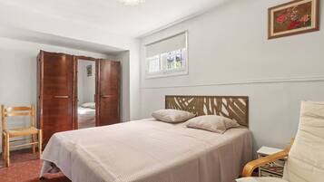 2 Schlafzimmer, Bügeleisen/Bügelbrett, kostenloses WLAN, Bettwäsche